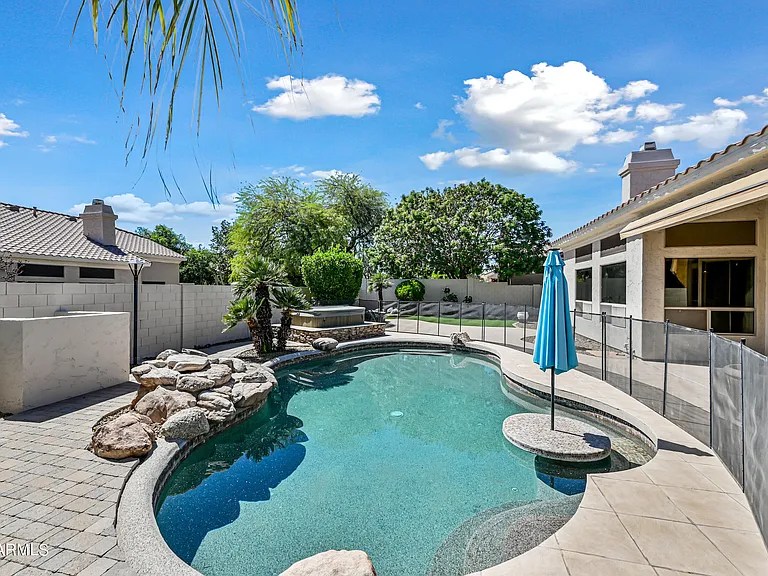 6057 E Campo Bello Dr — Photo 36