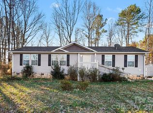 186 Ridge Creek Dr, Troutman, NC 28166