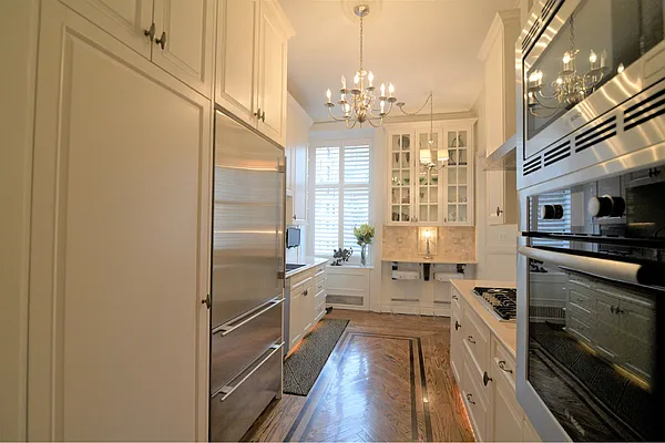 Sold by Carol E Levy | media 4