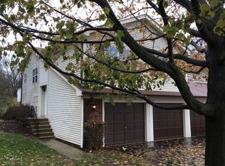 80 Pine Cir, Cary, IL 60013