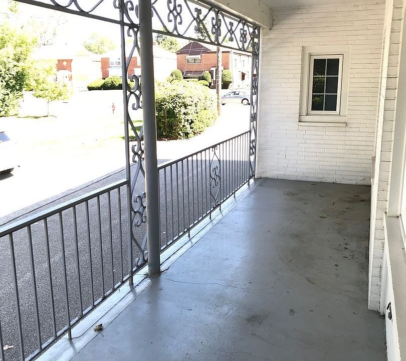 1st image of 2620 Warrensville Center Rd APT 105