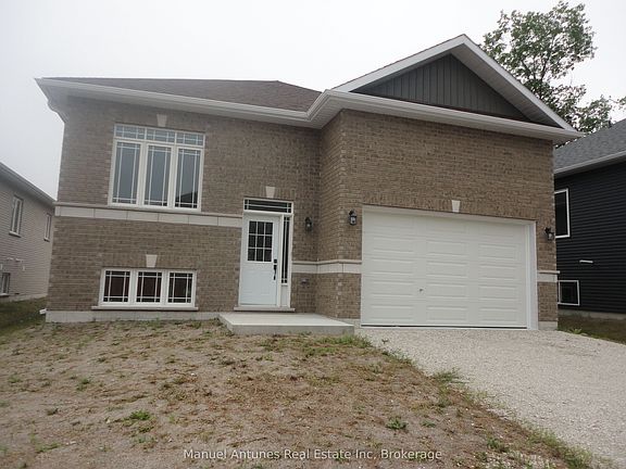 4th image of 4 Joanne Cres S