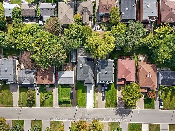 3rd image of 81 Meadowview Ave