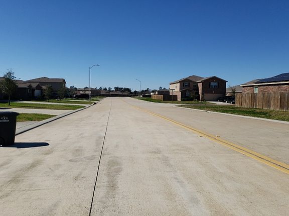 4th image of 8926 Stagewood Dr