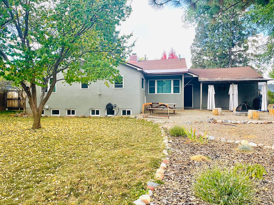 2nd image of 38 Animas Pl
