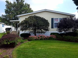 3410 Winter Wheat Rd, Kalamazoo, MI 49004