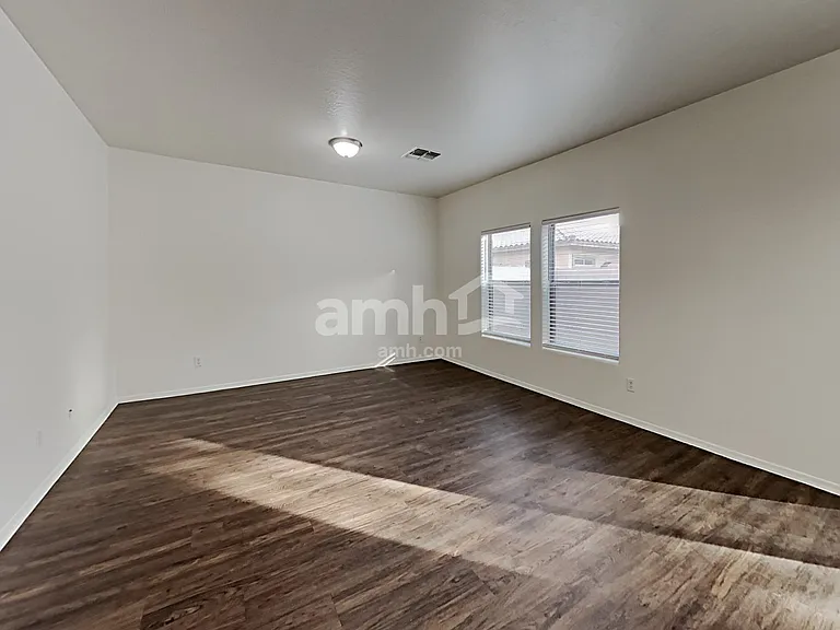 6335 W Branham Ln — Photo 6