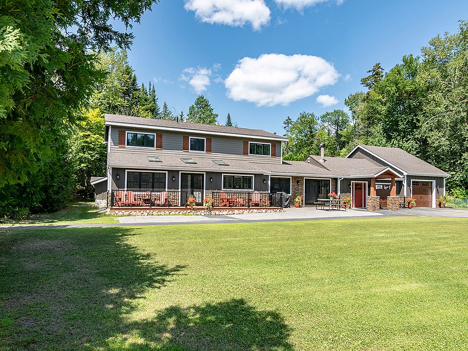 1st image of 347 Mirror Lake Dr