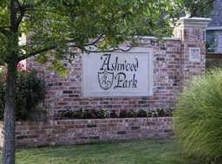 1124 New Meadow Dr, Azle, TX 76020