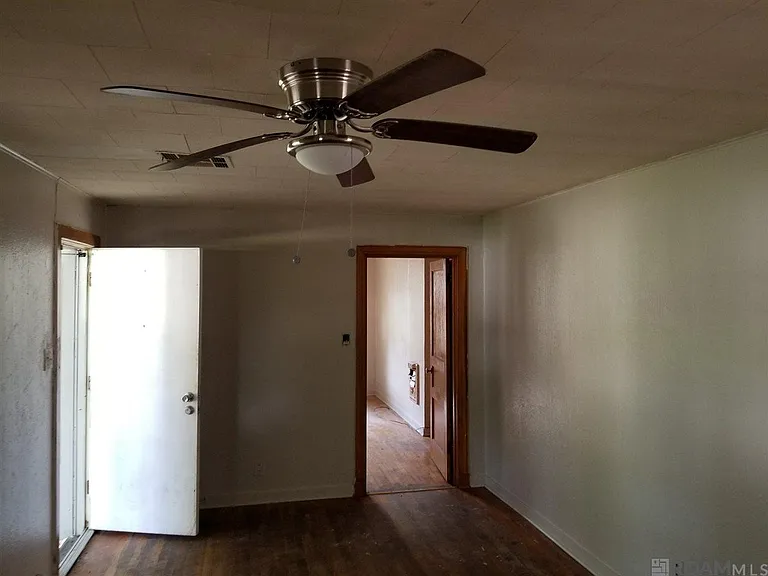 3567 Charles St — Photo 13