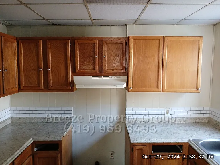 244 Knower St — Photo 9