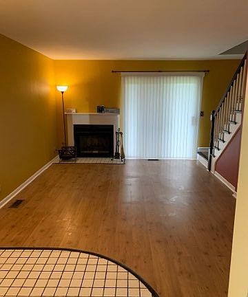 2nd image of 510 Nicole Dr APT A