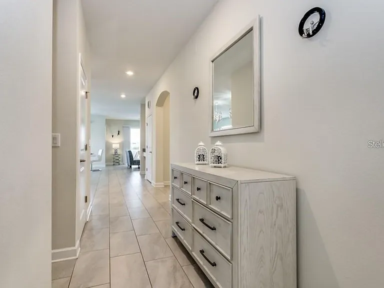 1561 Flange Dr — Photo 2