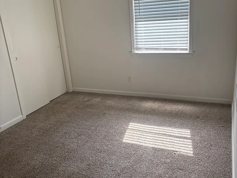 2037 Shadywood Ln — Photo 21