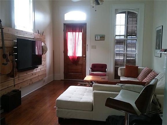 2nd image of 923 Mazant St