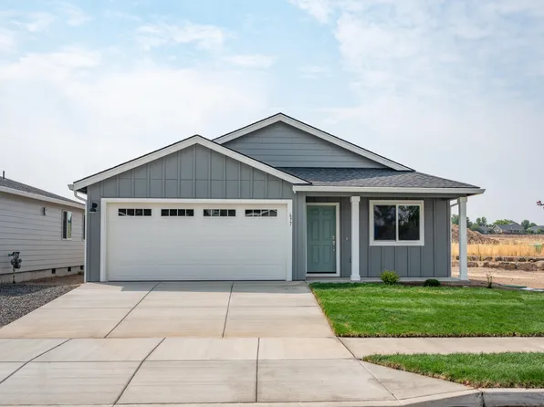 677 NE McCampbell St, Madras, OR 97741