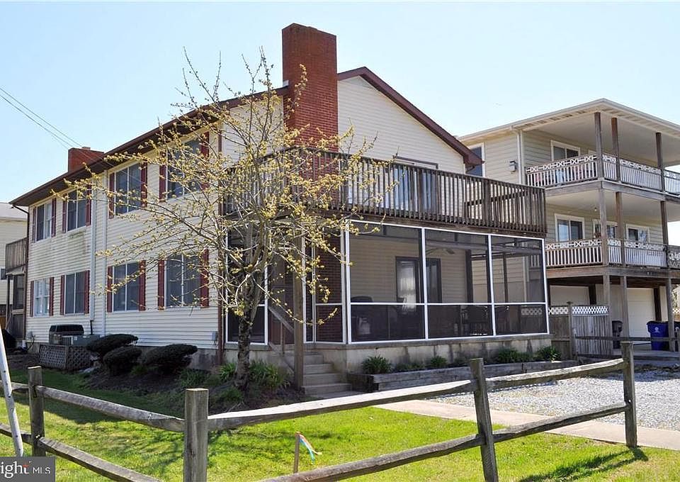 1st image of 124 Swedes St #1
