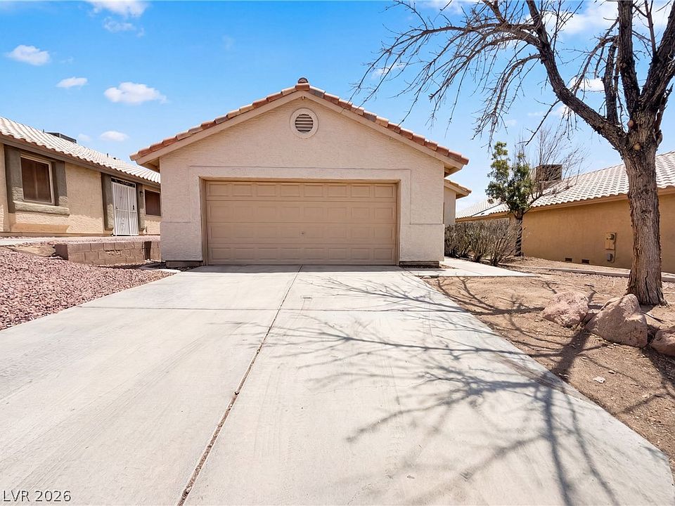1st image of 6547 Grand Oaks Dr