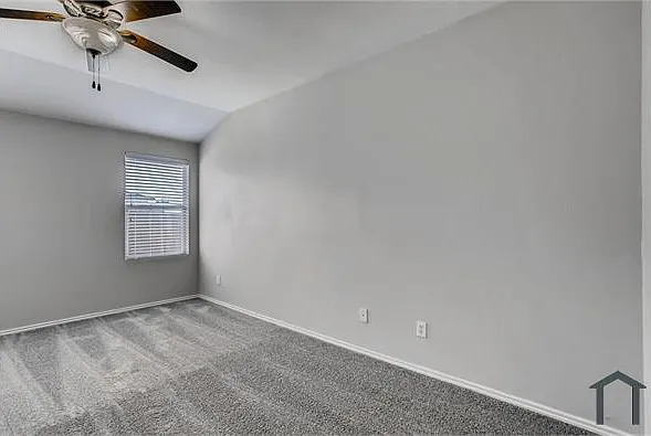 540 Coolidge Ln — Photo 16
