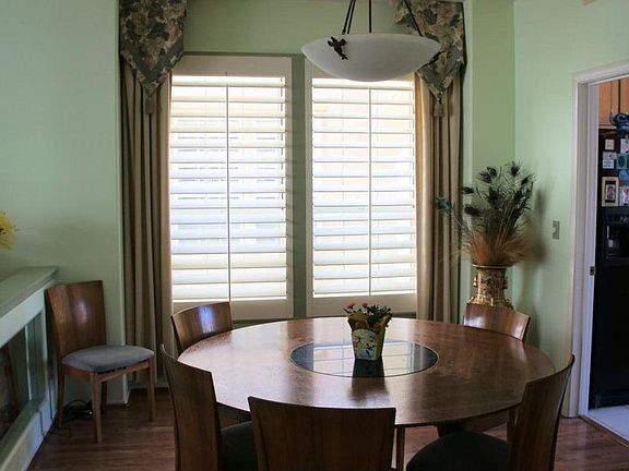 4th image of 378 Avenida De Royale