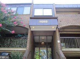 11252 Chestnut Grove Sq APT 26, Reston, VA 20190