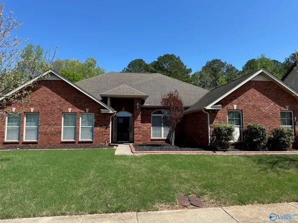 110 Harbor Glen Dr SW, Madison, AL 35756