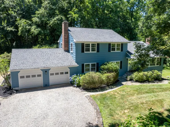 15 Fresh Meadow Road, Weston, CT 06883