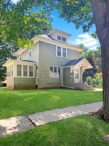 111 E Roosevelt St, Freeport, IL, 61032