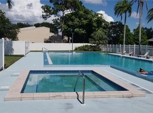 6494 92nd Pl #201, Pinellas Park, FL 33782