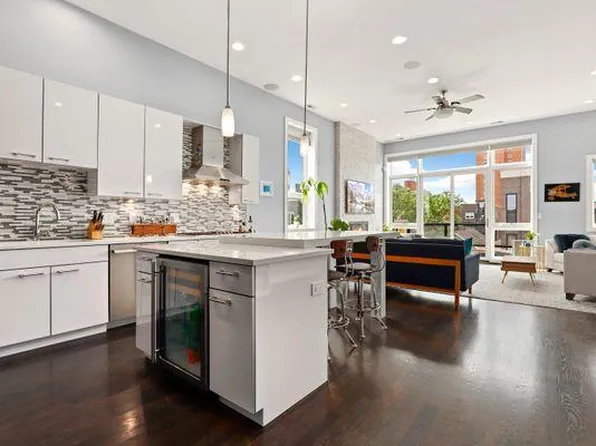 1424 W Walton St #3, Chicago, IL 60622