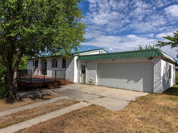 4th image of 584 Bailey Ln