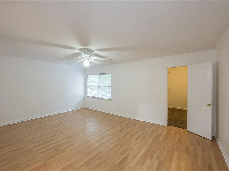 9070 Cobbler Ct — Photo 20