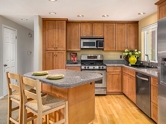 5th image of 11732 SE 92nd St