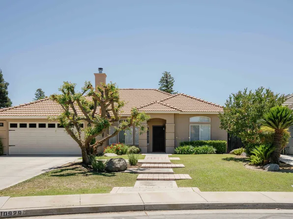 10929 Delusion Dr, Bakersfield, CA 93311
