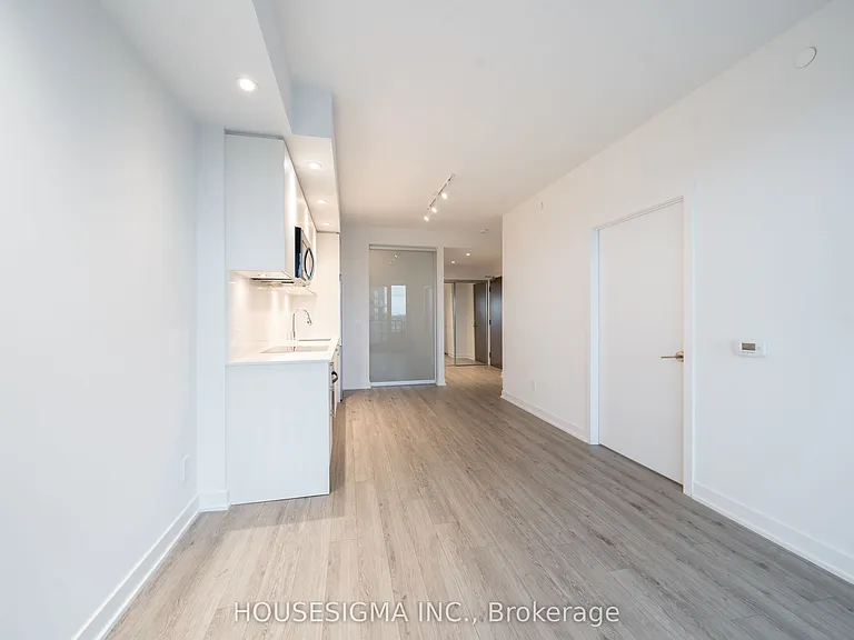 1928 Lake Shore Blvd W #3215 — Photo 2