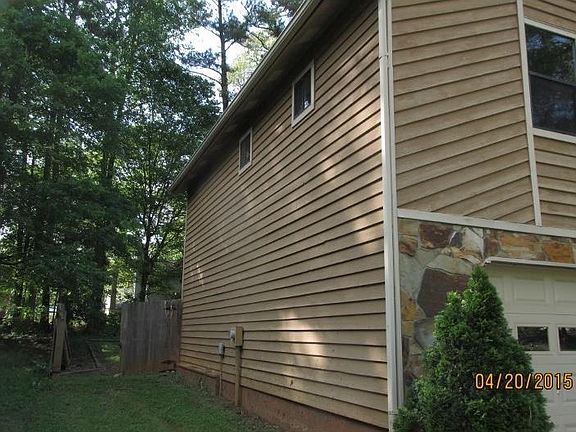 2nd image of 2859 Porter Dr