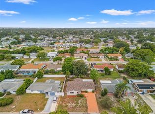10325 Gardenia Ln, Port Richey, FL 34668