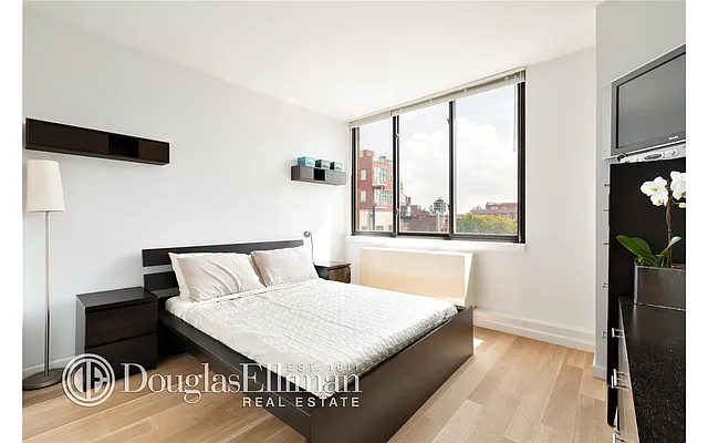 Sold by Douglas Elliman | media 17