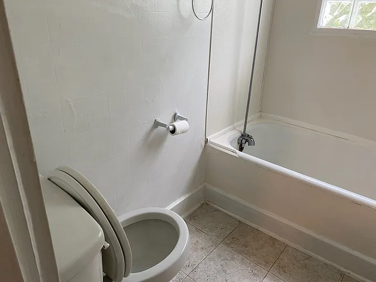 905 Myers Ave #A — Photo 10
