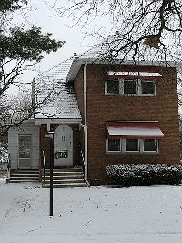1st image of 447 S Michigan Ave
