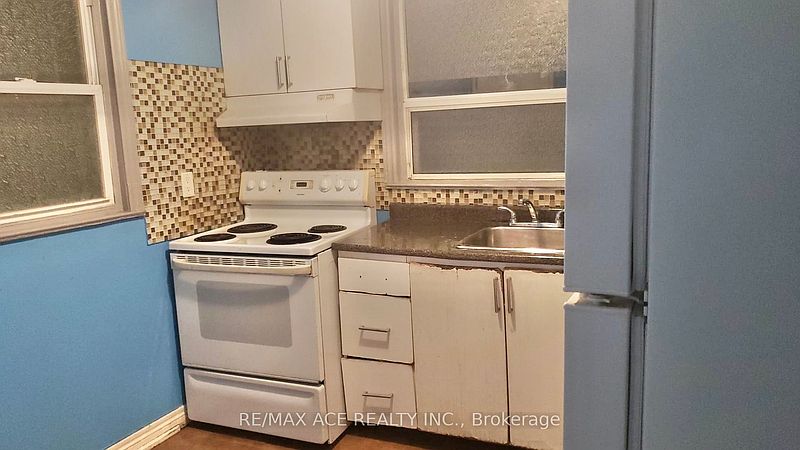 Mississauga House for rent - 3 Bedrooms — photo 14