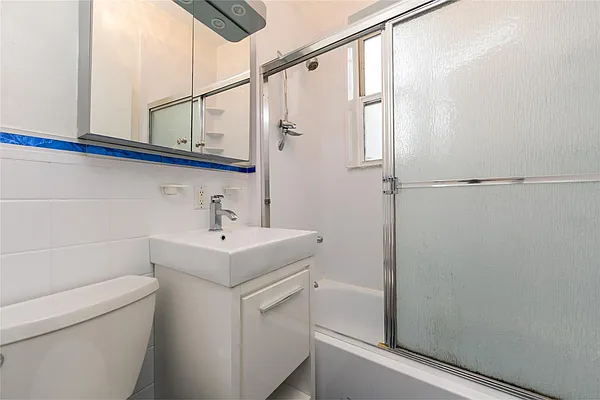 Sold by Dorsa Group | media 41