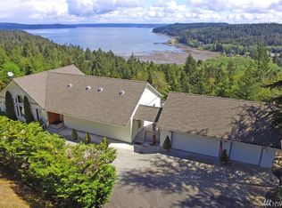 14580 NW Seaview Dr, Seabeck, WA 98380