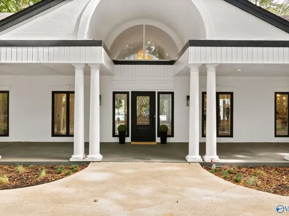 125 Lake Pointe Cir SW, Huntsville, AL 35824