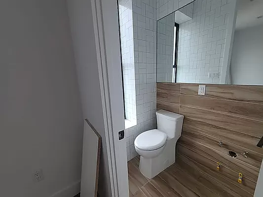 Rented by Rennit Inc. | media 6