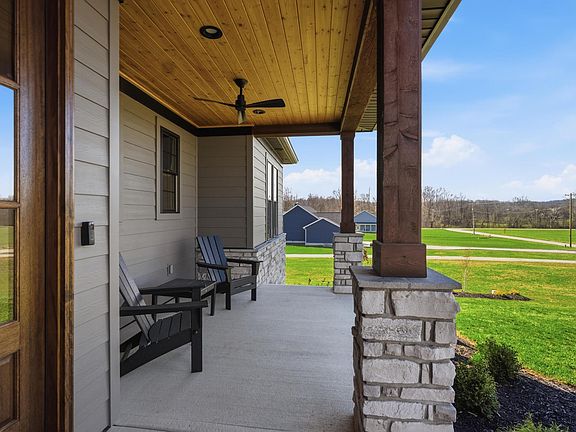 3rd image of 1607 Lickert Rd