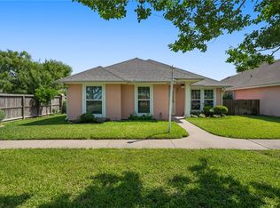 2301 Cyprus Dr, Ingleside, TX 78362