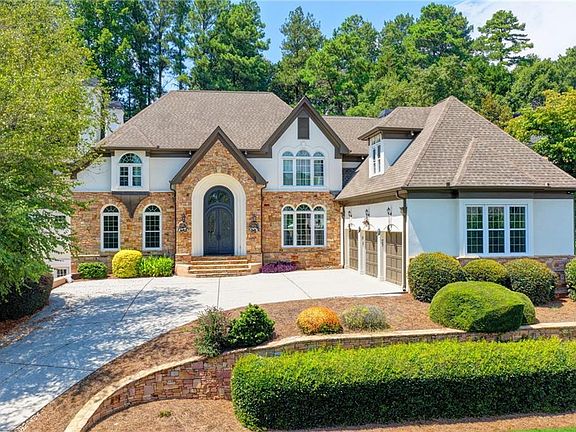 2nd image of 3154 Saint Ives Country Club Pkwy