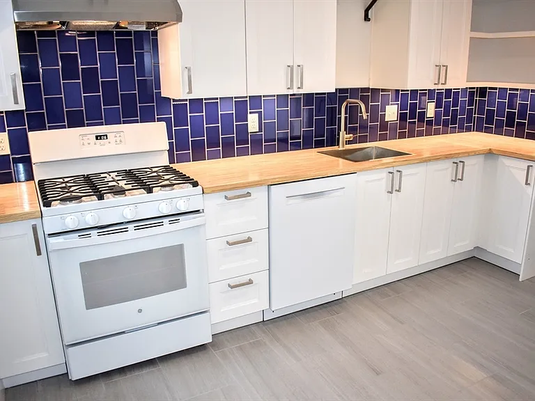 41 School St #1 — Photo 2