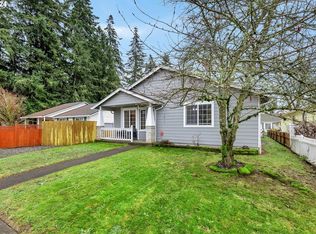 1811 NE Edge Park Dr, Vancouver, WA 98663